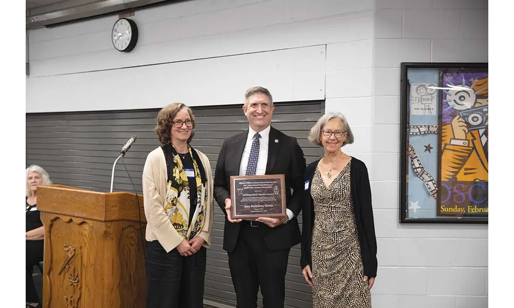 Chillicothe High School Alumni Banquet Honors Distinguished Graduates article thumbnail